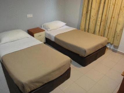 Tiong Nam Hotel Pasir Gudang Habitación foto